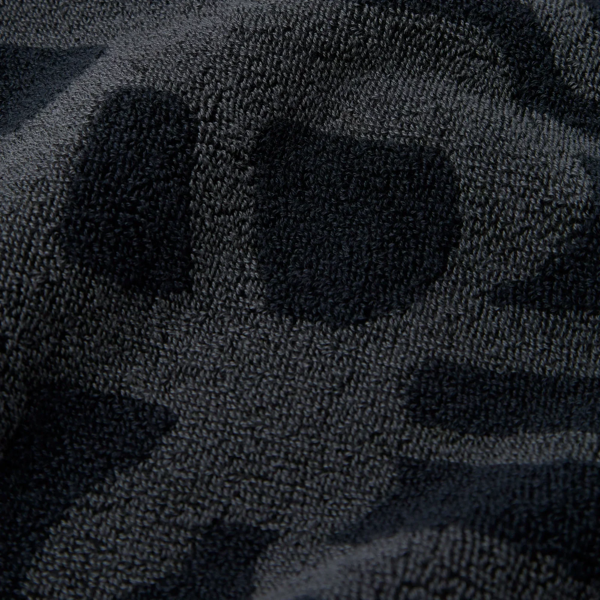 By Parra Broken FTP Bath Towel Set Of 2 - Black - Image 4