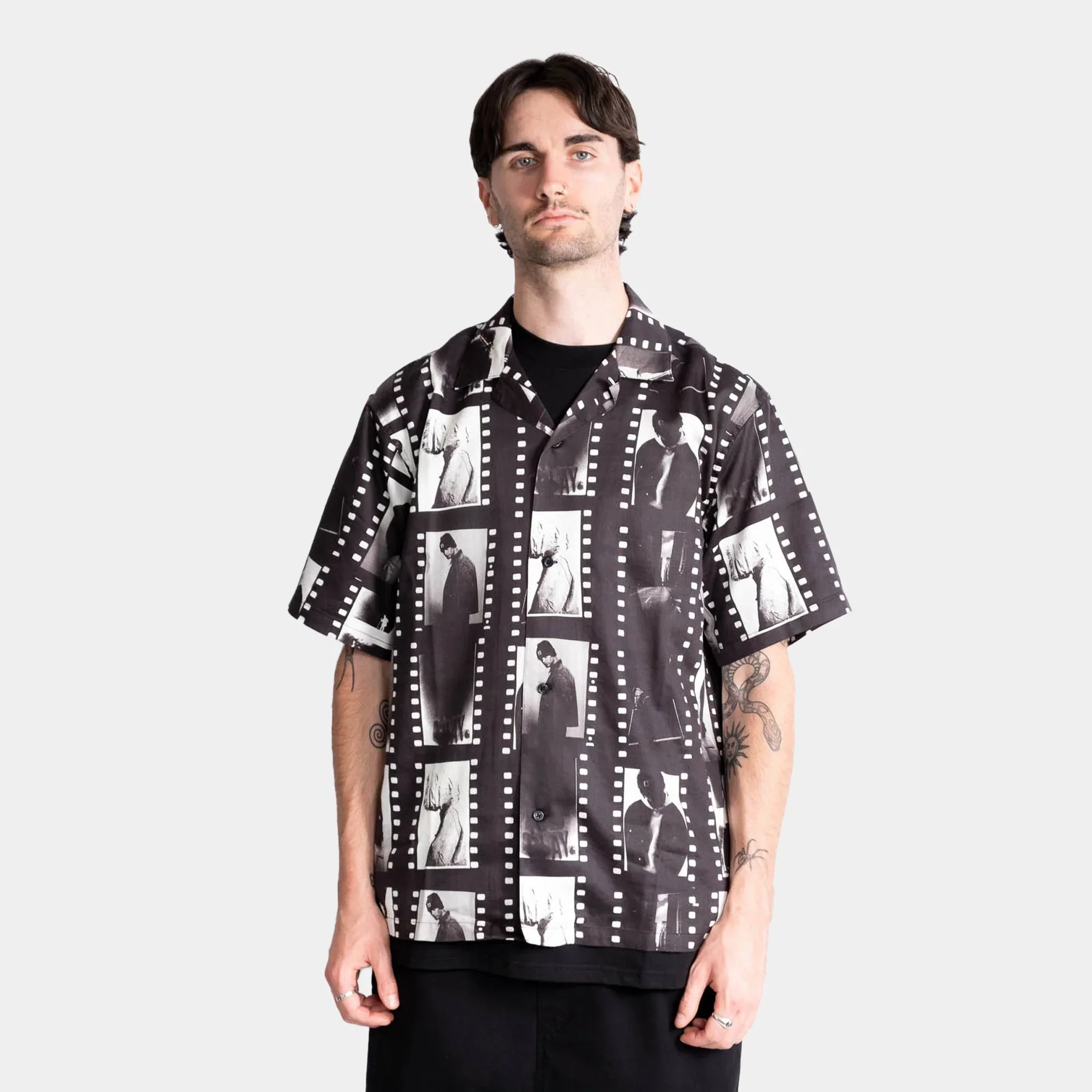 Carhartt WIP S/S Photo Strip Shirt - Black/White - Image 8