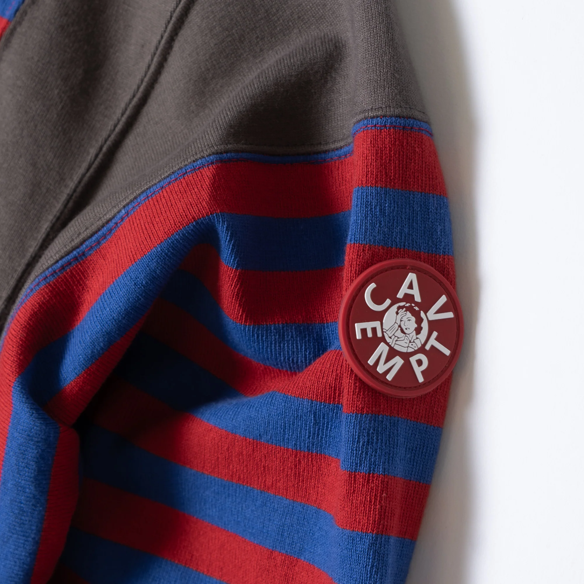 Cav Empt Side Colour Stripe Light Crew Neck Sweatshirt - Red - Image 4