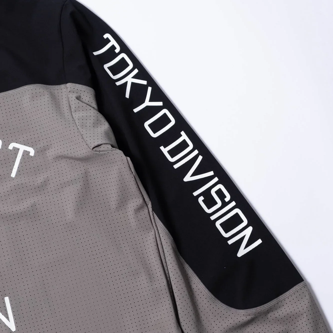 CMF Comfy Outdoor Garment BMX Tee - Wolf Grey - Image 4
