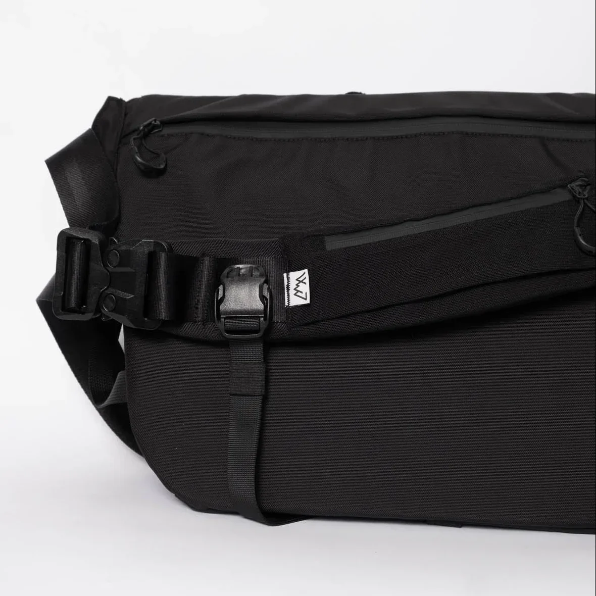 CMF Comfy Outdoor Garment CMF Messenger Bag - Black - Image 6