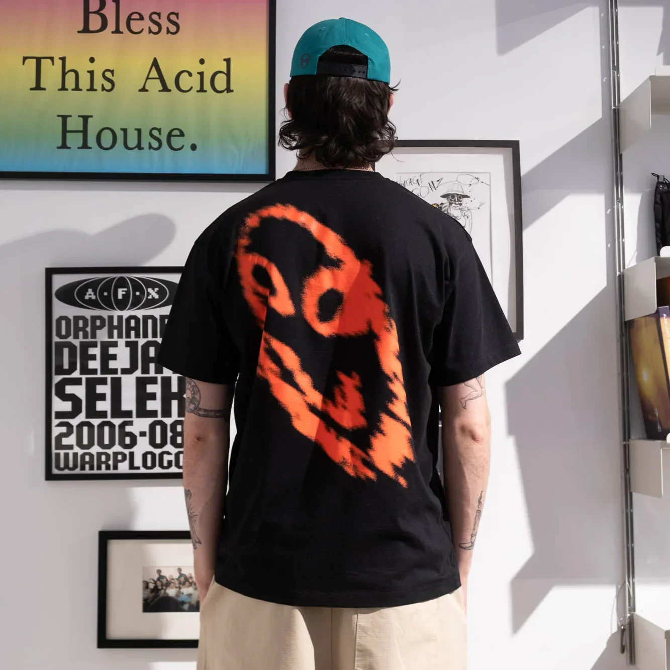 No Problemo Smile Away SS Tee - Black - Image 4